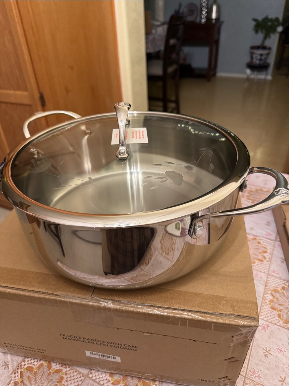 Princess House Stainless Steel Covered Casserole with Etched Glass Lid - Silver
